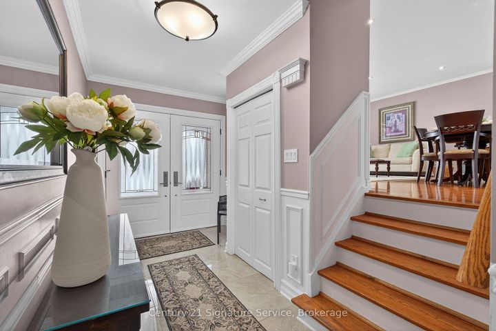 Photo 2 at 22 Staveley Crescent, Brampton East, Brampton
