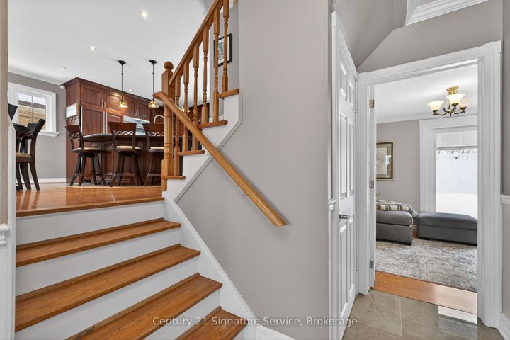 Photo 7 at 22 Staveley Crescent, Brampton East, Brampton