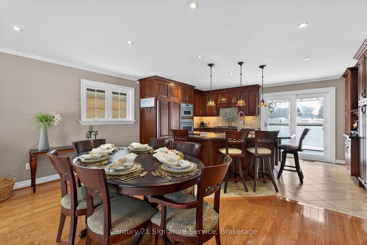 Photo 10 at 22 Staveley Crescent, Brampton East, Brampton