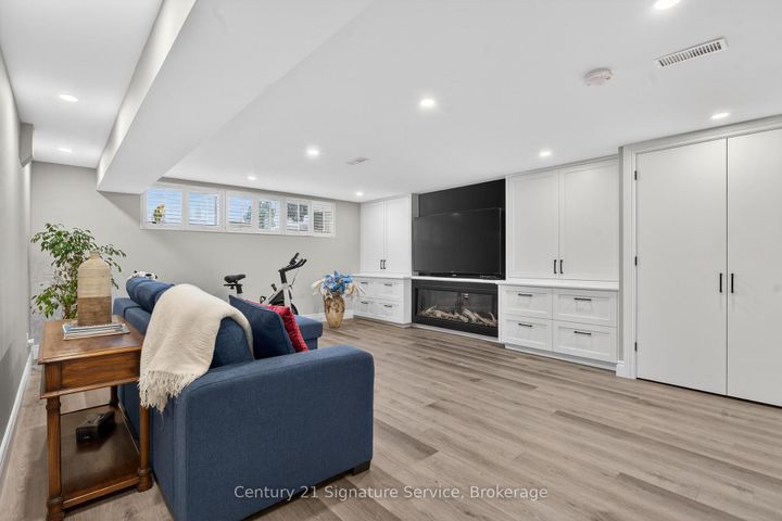 Photo 26 at 22 Staveley Crescent, Brampton East, Brampton