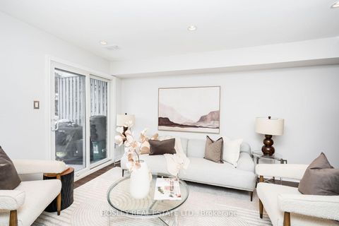 Photo 4 at 911C Adelaide Street W, Niagara, Toronto