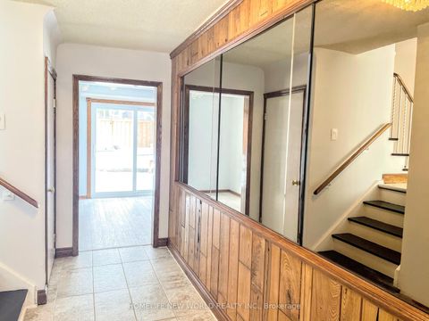 Photo 3 at 58 Marathon Crescent, Newtonbrook West, Toronto