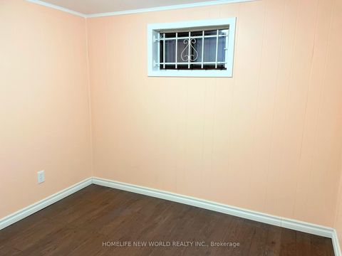 Photo 26 at 58 Marathon Crescent, Newtonbrook West, Toronto