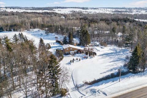 Photo 3 at 6695 10 Side Road, Rural Innisfil, Innisfil