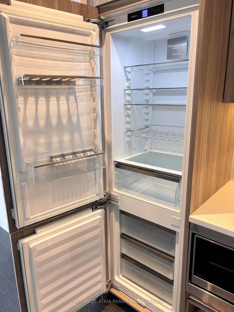 Photo 6 at 1611 - 27 Mcmahon Drive, Bayview Village, Toronto