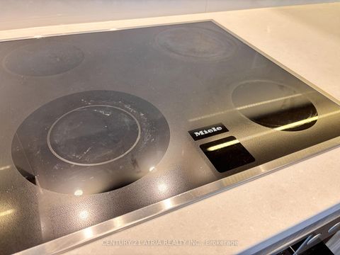 Photo 11 at 1611 - 27 Mcmahon Drive, Bayview Village, Toronto