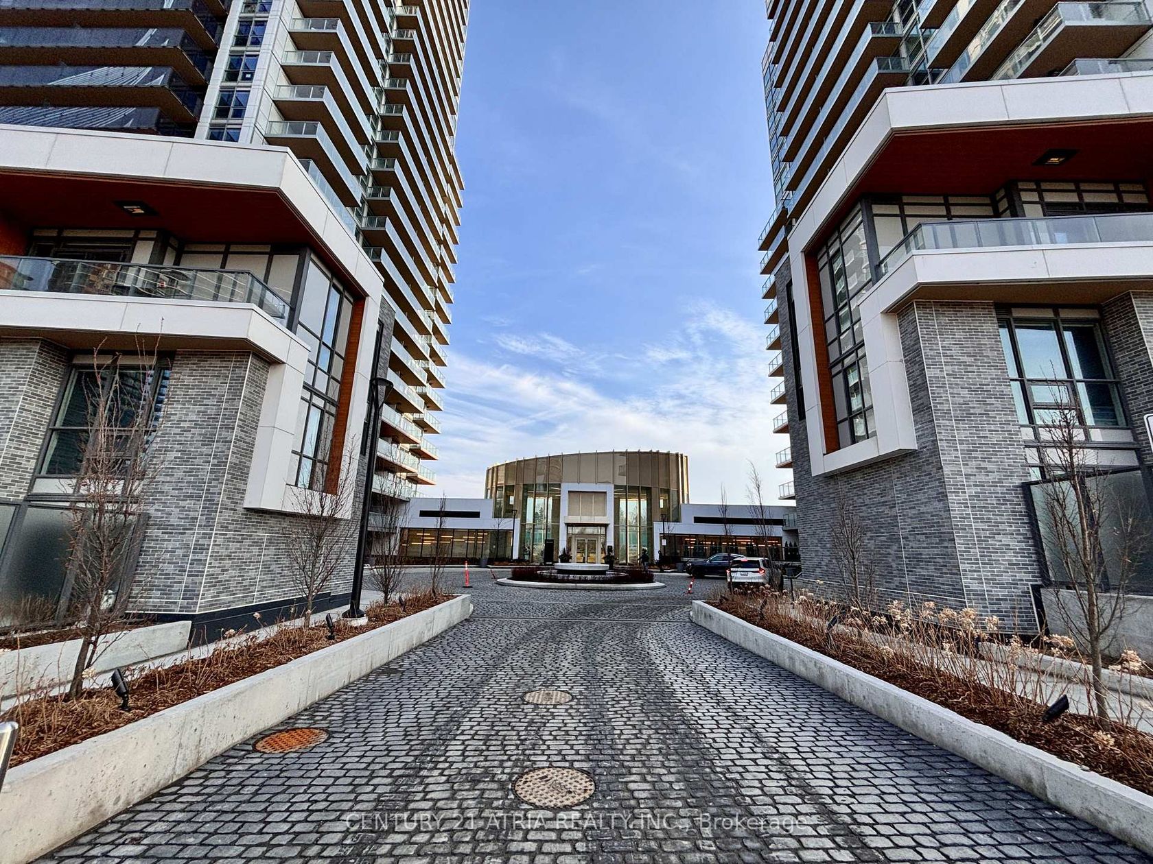 1611 - 27 Mcmahon Drive, Bayview Village, Toronto photo number 2