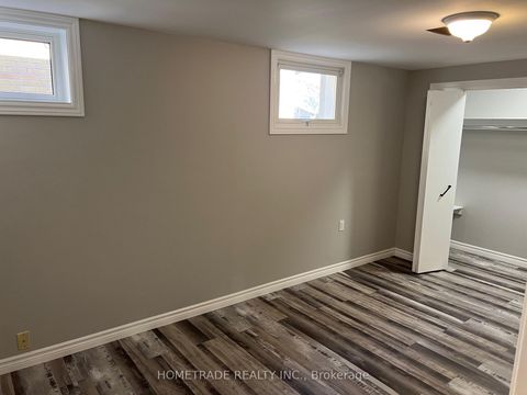 Photo 27 at 206 Little Avenue, Allandale Heights, Barrie