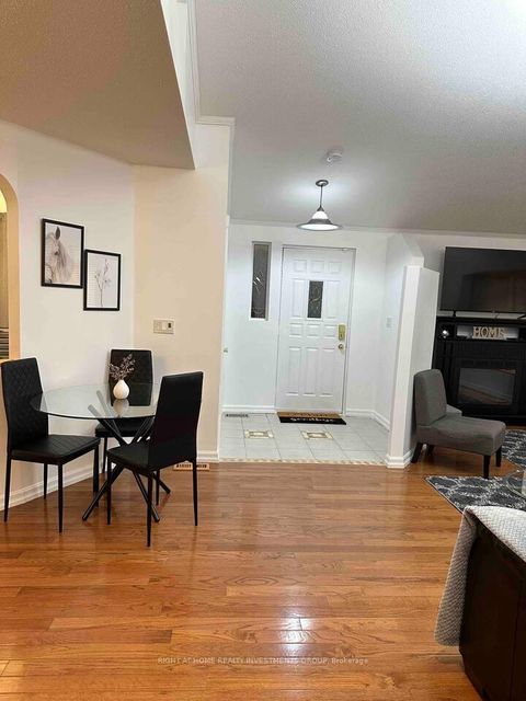 Photo 14 at 338 Little Avenue, Painswick North, Barrie