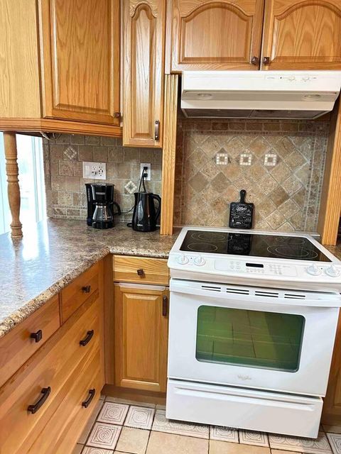 Photo 19 at 338 Little Avenue, Painswick North, Barrie