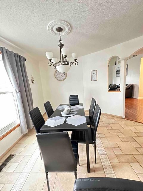 Photo 23 at 338 Little Avenue, Painswick North, Barrie