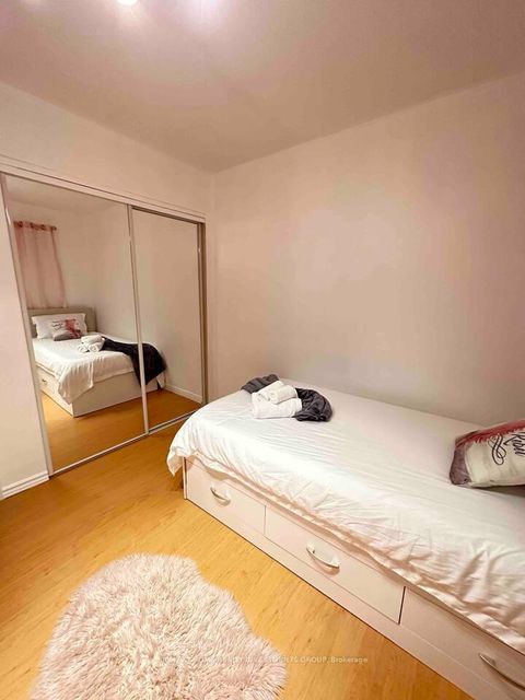 Photo 27 at 338 Little Avenue, Painswick North, Barrie