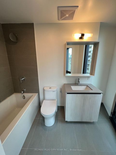 Photo 11 at 428 - 33 Parliament Street, Waterfront Communities C8, Toronto