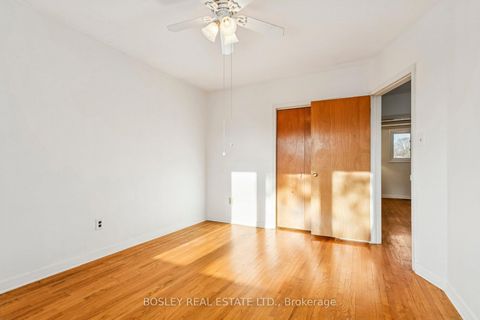 Photo 12 at 11 Forty First Street, Long Branch, Toronto