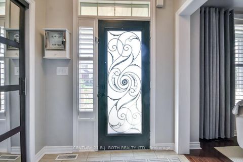 Photo 2 at 63 The Queensway, Shore, Barrie