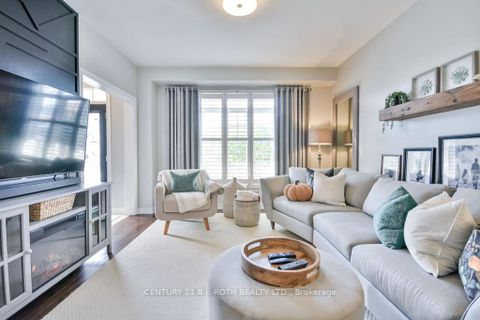 Photo 6 at 63 The Queensway, Shore, Barrie