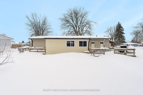 Photo 21 at 25 Recreation Drive, Rural Innisfil, Innisfil