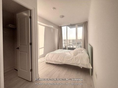 Photo 3 at 311W - 10 Gatineau Drive, Beverley Glen, Vaughan