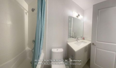 Photo 8 at 311W - 10 Gatineau Drive, Beverley Glen, Vaughan