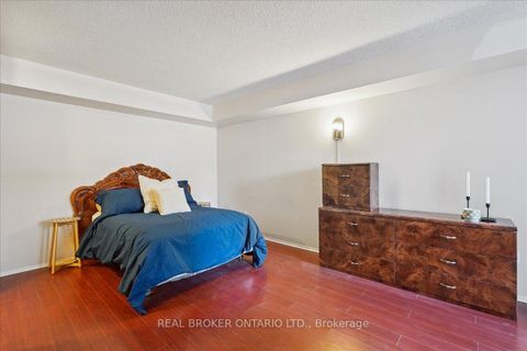 Photo 9 at 201 - 3233 Eglinton Avenue E, Scarborough Village, Toronto