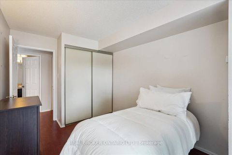 Photo 14 at 201 - 3233 Eglinton Avenue E, Scarborough Village, Toronto