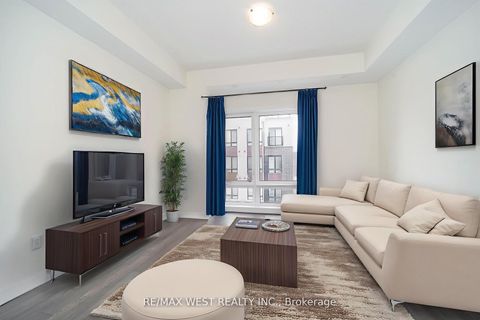 Photo 1 at 7 - 25 Priya Lane, Malvern, Toronto