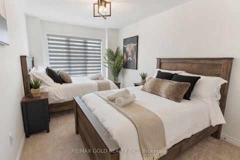 Photo 14 at 91 Phoenix Boulevard, Painswick South, Barrie