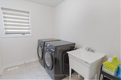 Photo 16 at 91 Phoenix Boulevard, Painswick South, Barrie