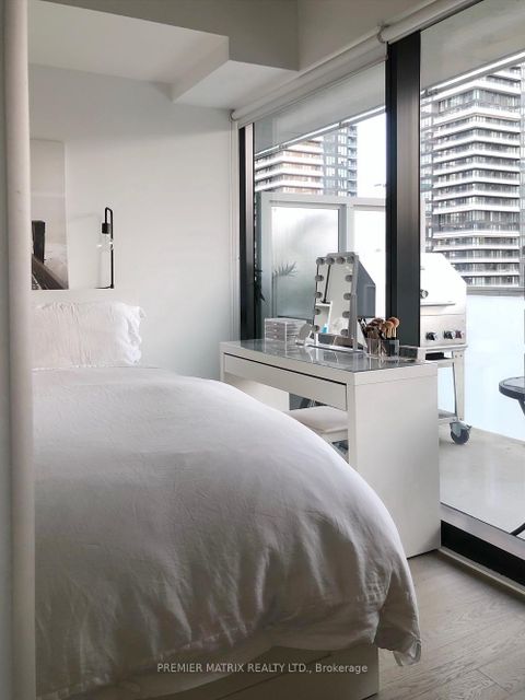 Photo 16 at 1301 - 11 Charlotte Street, Waterfront Communities C1, Toronto