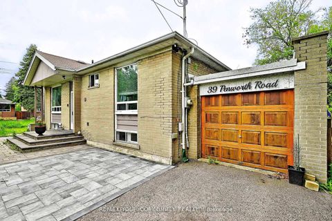 Photo 3 at 39 Penworth Road, Maryvale, Toronto