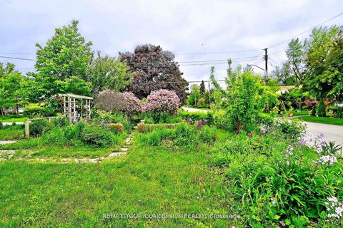 Photo 36 at 39 Penworth Road, Maryvale, Toronto