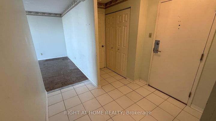 Photo 6 at 803 - 1111 Bough Beeches Boulevard, Rathwood, Mississauga