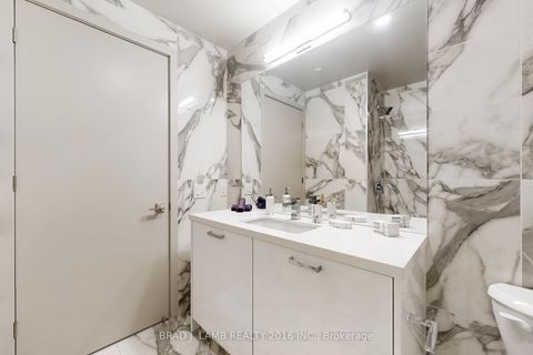 Photo 14 at 913 - 195 McCaul Street, Chinatown, Toronto