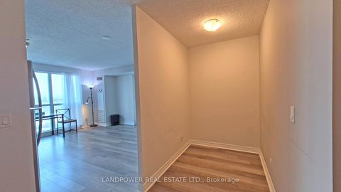 Photo 15 at 1008 - 50 Town Centre Court, Bendale, Toronto