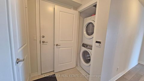 Photo 17 at 1008 - 50 Town Centre Court, Bendale, Toronto