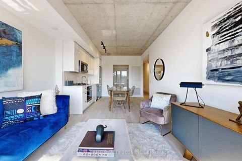 Photo 7 at 302 - 195 McCaul Street, Chinatown, Toronto