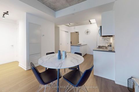 Photo 7 at 1403 - 195 McCaul Street, Chinatown, Toronto