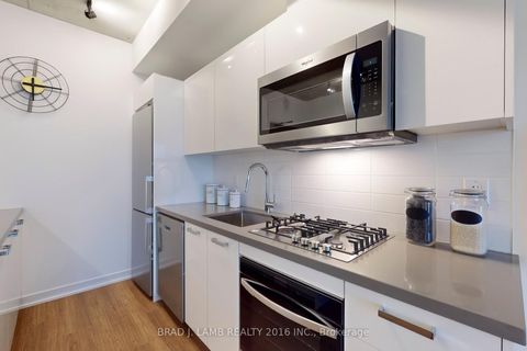 Photo 19 at 1403 - 195 McCaul Street, Chinatown, Toronto