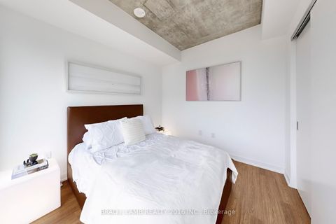 Photo 23 at 1403 - 195 McCaul Street, Chinatown, Toronto