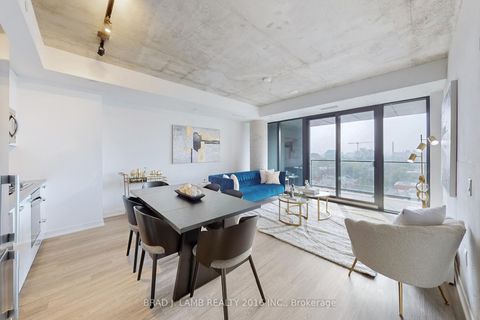 Photo 6 at 1011 - 195 McCaul Street, Chinatown, Toronto