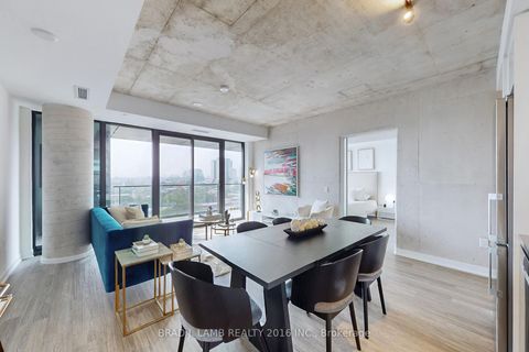 Photo 7 at 1011 - 195 McCaul Street, Chinatown, Toronto