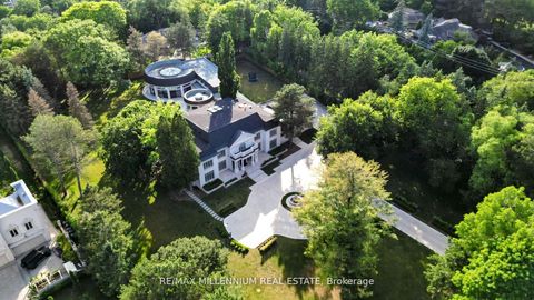 Photo 1 at 38 Park Lane Circle, York Mills, Toronto