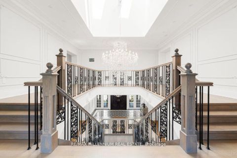 Photo 19 at 38 Park Lane Circle, York Mills, Toronto