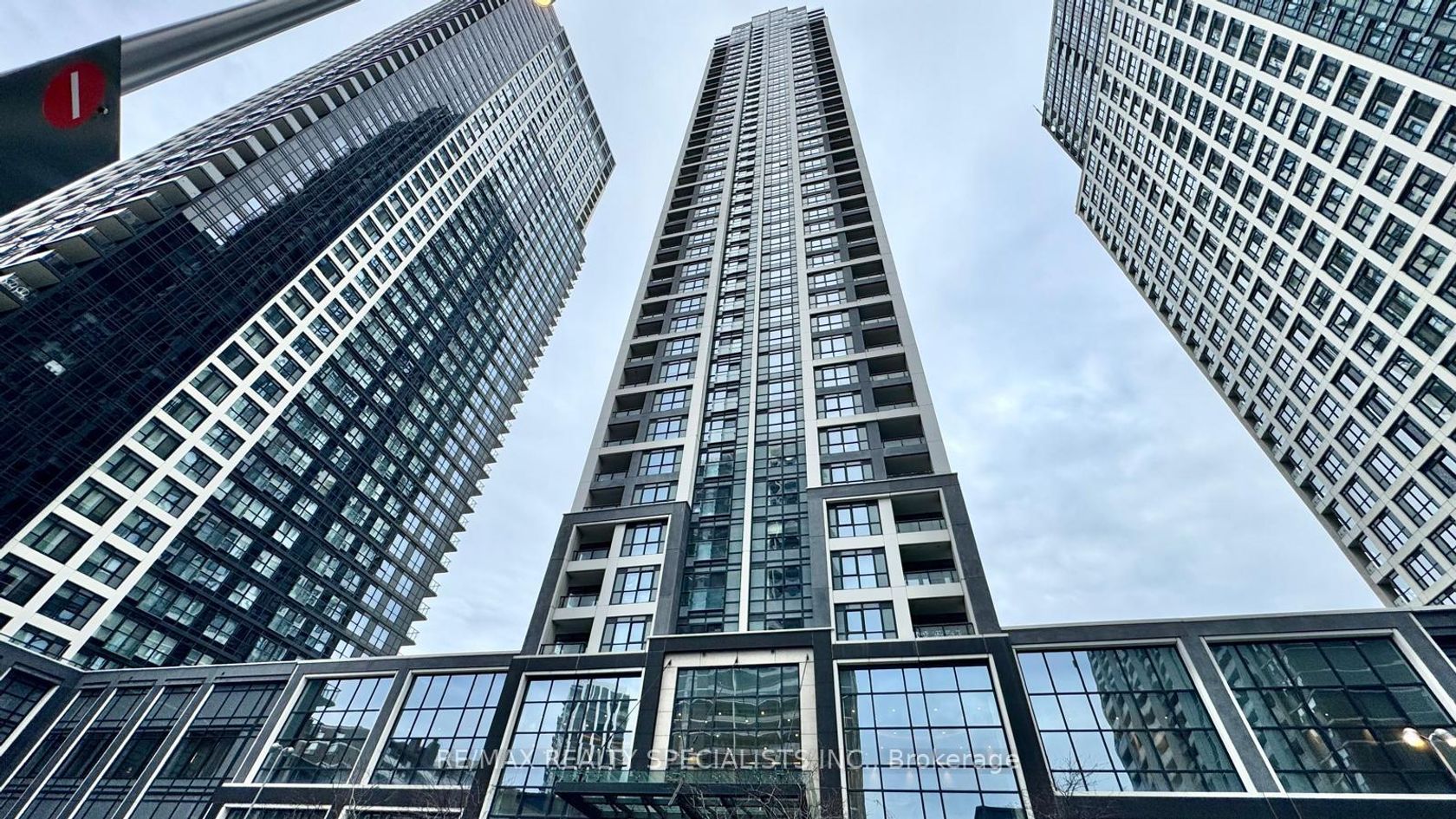 2909 - 7 MABELLE Avenue, City Centre West, Toronto by Loree Meneguzzi Real Estate 2909 - 7 MABELLE Avenue, City Centre West, Toronto