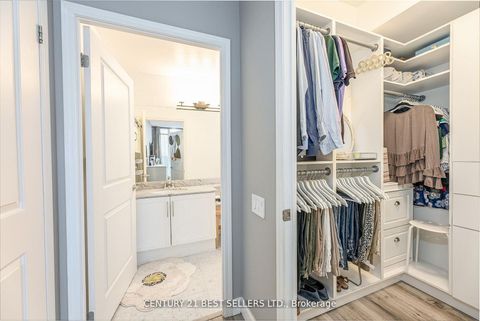 Photo 18 at 609 - 15 Windermere Avenue, Swansea, Toronto