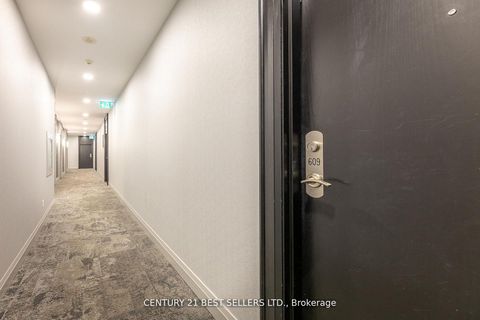 Photo 36 at 609 - 15 Windermere Avenue, Swansea, Toronto