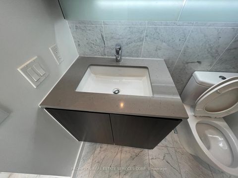 Photo 22 at 511 - 115 Mcmahon Drive, Bayview Village, Toronto