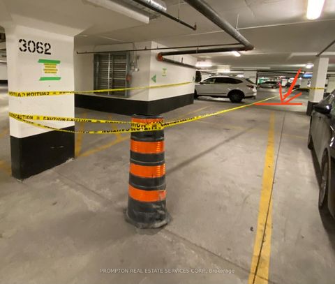 Photo 25 at 511 - 115 Mcmahon Drive, Bayview Village, Toronto