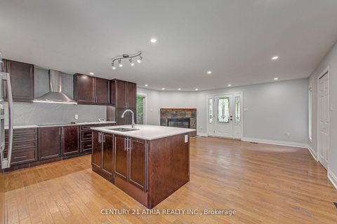 Photo 14 at 2070 St. Paul Road, Alcona, Innisfil