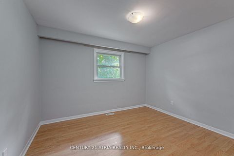 Photo 15 at 2070 St. Paul Road, Alcona, Innisfil